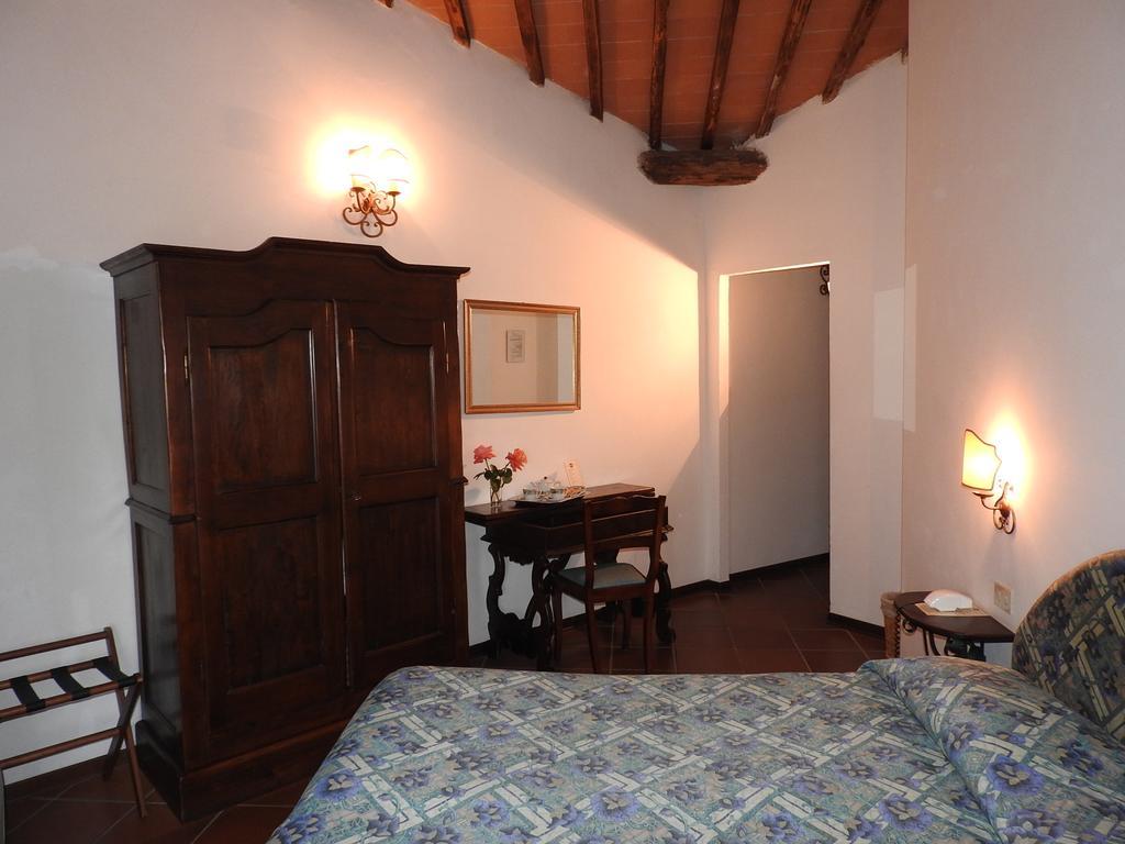 Relais Borgo Di Toiano Guest House Sovicille Exterior photo