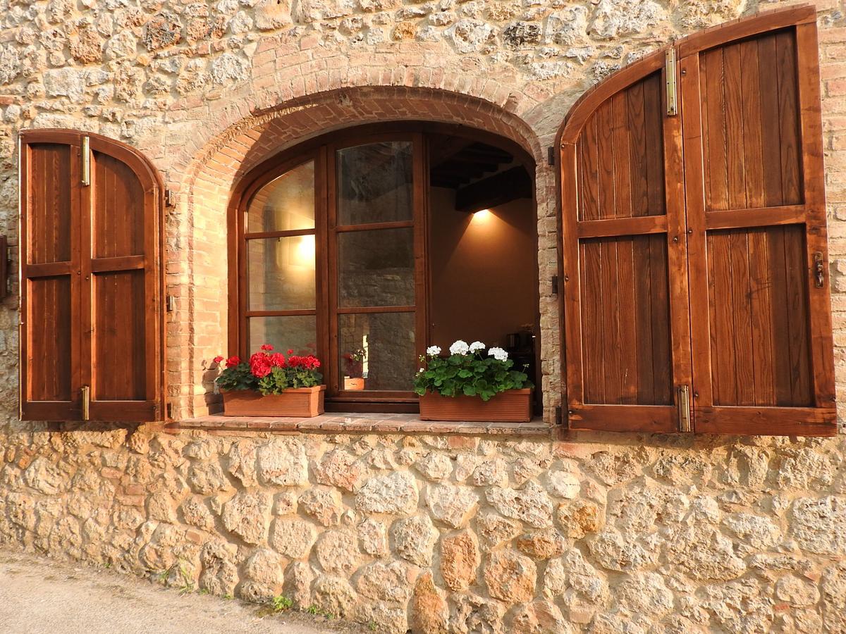 Relais Borgo Di Toiano Guest House Sovicille Exterior photo